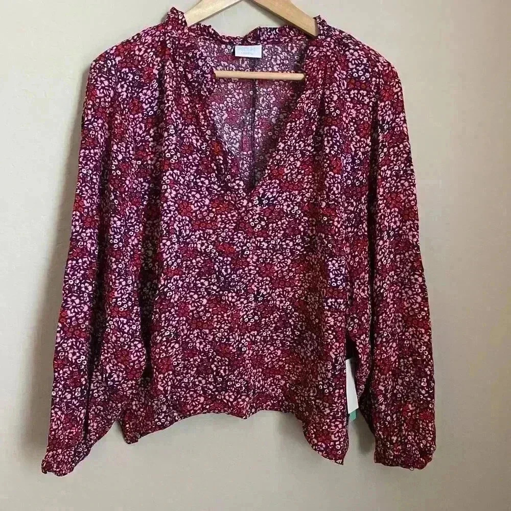 Abound Floral‎ Puff Wide Sleeve V-Neck Blouse